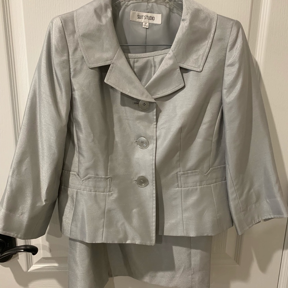 Bay Studio Classic Styled Silver Suit Blazer Jacket With Skirt Set. NWOT